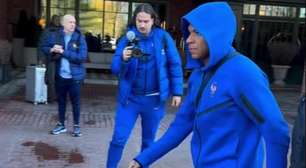 Seleção da França chega a Boston para enfrentar o Brasil