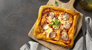 Receita prática: torta de linguiça na frigideira em apenas 30 minutos