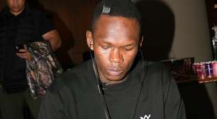 Adesanya fala sobre luta no UFC Seattle e espera calar críticos