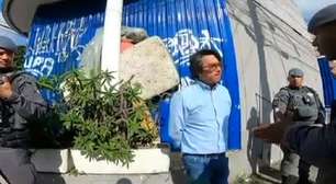 Senador com CNH vencida e carro de luxo sem placas confronta PMs em SP: 'Aqui é administrativo'