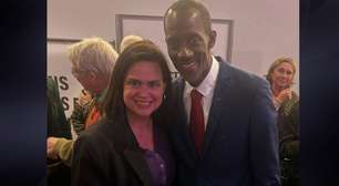 Ao lado de novo prefeito, brasileira integra a gestão municipal de SaintDenis