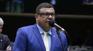 Veja o momento em que deputado se envolve em confusão com garota de programa e caso vai parar na polícia