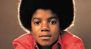 Cinebiografia de Michael Jackson estreia em abril. Relembre a polêmica carreira do Rei do Pop