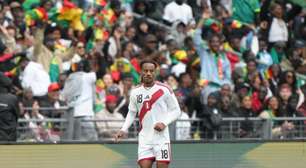 Meio-campista do Corinthians participa de derrota do Peru para Senegal