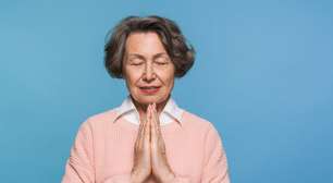 4 orações para proteção e afastar energias negativas no final de semana