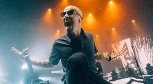 Titãs celebram 'Cabeça Dinossauro' com show pesado e sem baladas em SP