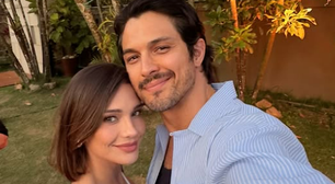 Ator da Globo conta segredo para manter 'chama acesa' após 17 anos de relacionamento: 'Aconselho a todos'