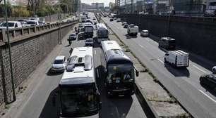 França: transportadoras protestam contra ajuda do governo para aliviar alta dos combustíveis