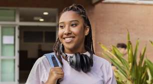 Bolsas de até R$ 42 mil apoiam estudantes negros no exterior