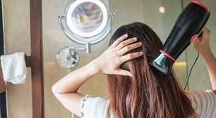 Secador de cabelo pode piorar o melasma? Entenda os riscos à pele