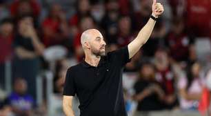 Bellão minimiza extracampo e justifica derrota pesada do Botafogo