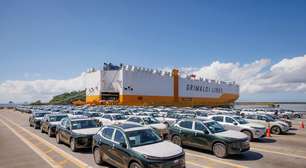 Primeiro lote do Geely EX5 EM-i híbrido chega ao Brasil e antecipa produção nacional