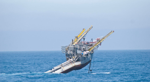 Navio em formato de colher? Conheça o único navio do mundo capaz de girar 90 graus no oceano