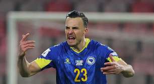 Itália repete vergonha, perde para a Bósnia nos pênaltis e fica fora da terceira Copa seguida