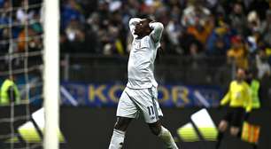 Itália é eliminada nos pênaltis para a Bósnia e amplia jejum sem ir a Copa