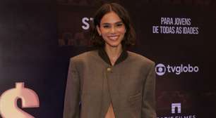 Um raio-X do estilo de Bruna Marquezine para seu Outono 2026: 31 looks com jeans, couro e alfaiataria para você copiar agora mesmo na meia-estação