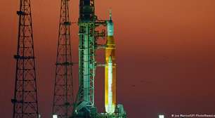 Nasa inicia contagem regressiva para lançar missão Artemis 2 à Lua