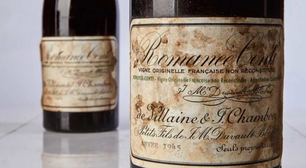Garrafa de vinho francês de 1945 é vendida por R$ 4,2 milhões e bate recorde histórico em leilão