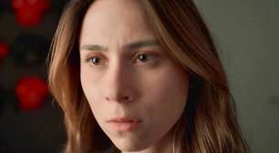 Três Graças: Lucélia se joga no chão após falar demais e termina na rua: 'Cobra!'