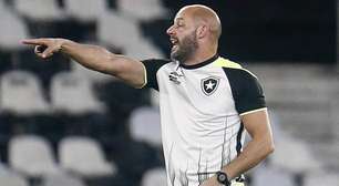 Botafogo encaminha contratação de Franclim Carvalho