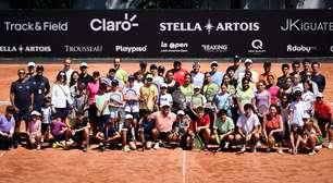 Carlos Omaki dá clínica durante o LA Open em São Paulo