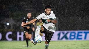 Coritiba e Vasco empatam em jogo de dois tempos distintos