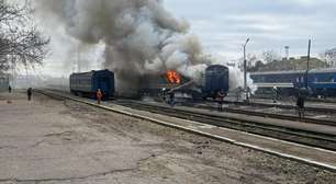 Ataques russos levam a evacuações de trens de passageiros na Ucrânia