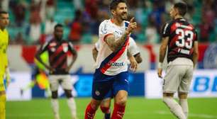 Everaldo faz doblete, Bahia supera Athletico e retorna ao G4 do Brasileirão
