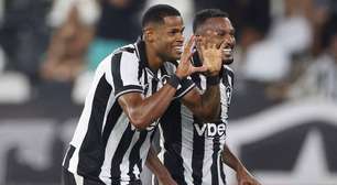 Júnior Santos volta a marcar pelo Botafogo e explica chance perdida