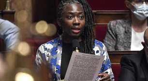 Deputados franceses negros da esquerda radical recebem mensagens racistas