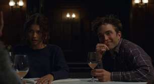 Ouvir, calar e (não) salvar: o peso das palavras em "O Drama"