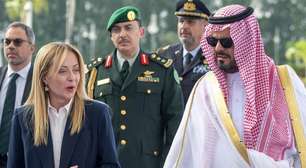 Irã critica Itália e exige foco no fim da guerra antes de discutir Estreito de Ormuz