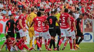 Em clássico, Vila Nova busca vitória inédita na Série B