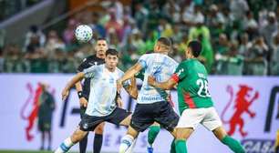 Comentarista de arbitragem da Globo esclarece postura do VAR em gol do Grêmio