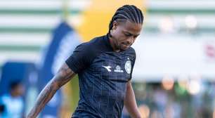 Keno preocupa Coritiba com dores no joelho passa por exames: "Fica de fora"