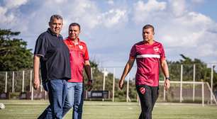 Reforços no Vila Nova? Clube tem definição para chegada de novos nomes