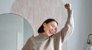 A psicologia afirma: pessoas que se sentem genuinamente felizes quando estão sozinhas aos fins de semana têm estas 10 características raras