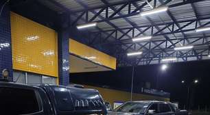 PRF apreende caminhonete argentina com 166 multas de velocidade