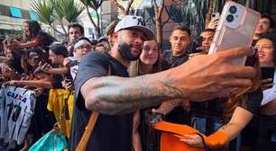 Memphis Depay se reapresenta ao Corinthians após tratamento na Europa