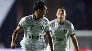 Botafogo vence o Vasco de virada e salta na tabela do Brasileirão