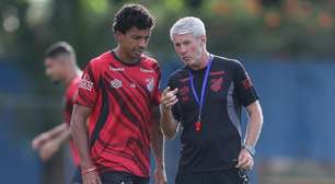 Athletico mira recuperação contra o Atlético-MG