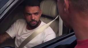 Torcedores fazem cobrança ao elenco do Corinthians no CT