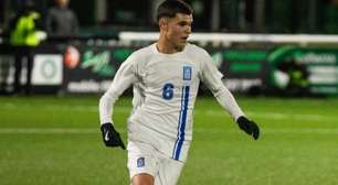 Ex-Palmeiras celebra feito histórico com a seleção da Grécia