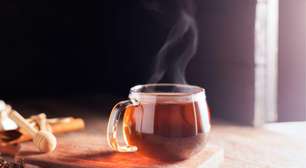 Almoçou e ficou com a barriga estufada? Esses chás podem aliviar a sensação