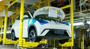 BYD anuncia contratação de 3 mil funcionários e amplia produção em Camaçari