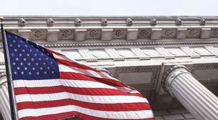 EUA: Bolsas fecham mistas com foco em prazo dos EUA ao Irã