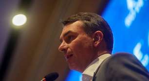 Quem vai ser vice de Flávio Bolsonaro? PL quer uma mulher para evitar 'erro fatal' de 2022