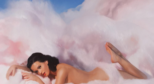 Katy Perry volta à Billboard Global 200 com música inusitada