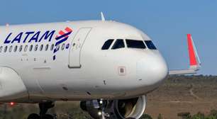 Alívio ou ilusão? Governo corta imposto do avião e levanta alerta sobre preços das passagens