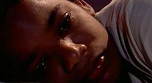 Qual é a reação de José Alceu ao descobrir que Gumercindo é seu pai em 'Terra Nostra'? Desesperado, menino toma atitude assustadora